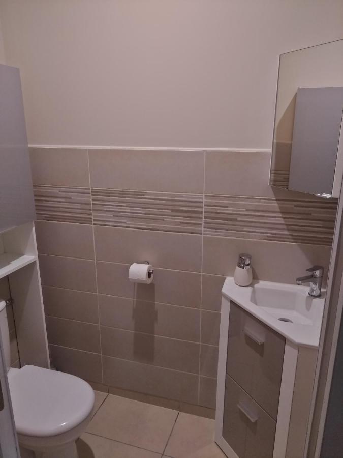 Appartement Meuble Proche De Cassis Roquefort-la-Bedoule Εξωτερικό φωτογραφία